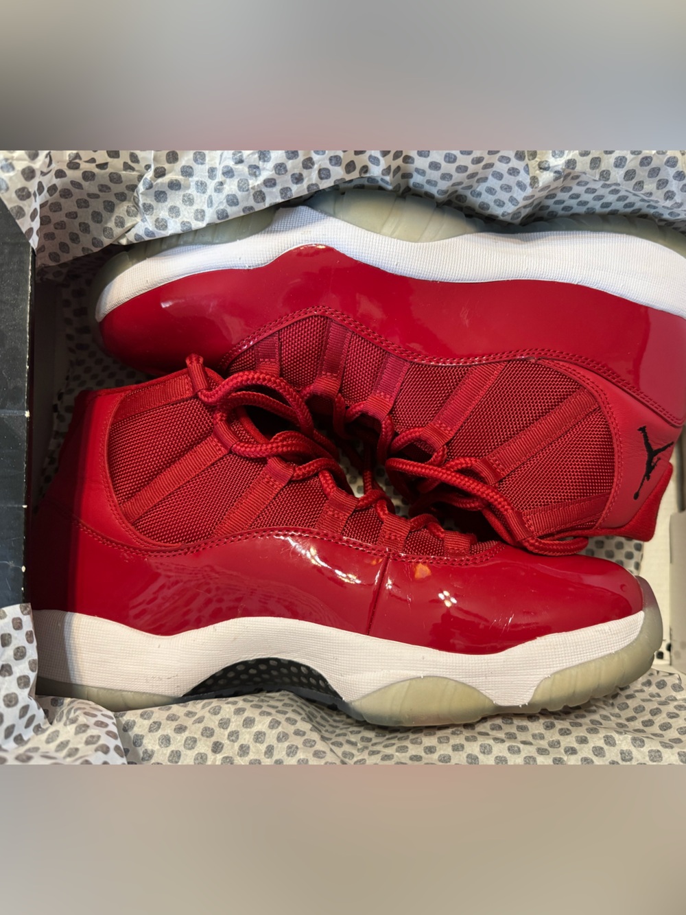 Jordan Retro 11 Men's Red High-Top - Picture 2 of 5